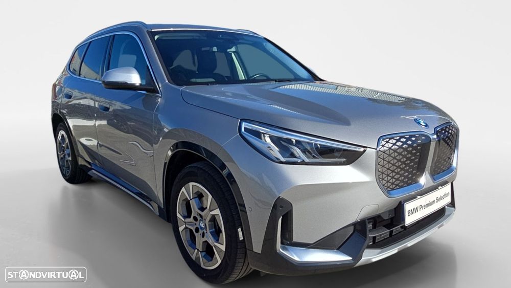 BMW iX1 eDrive20 xLine - 2