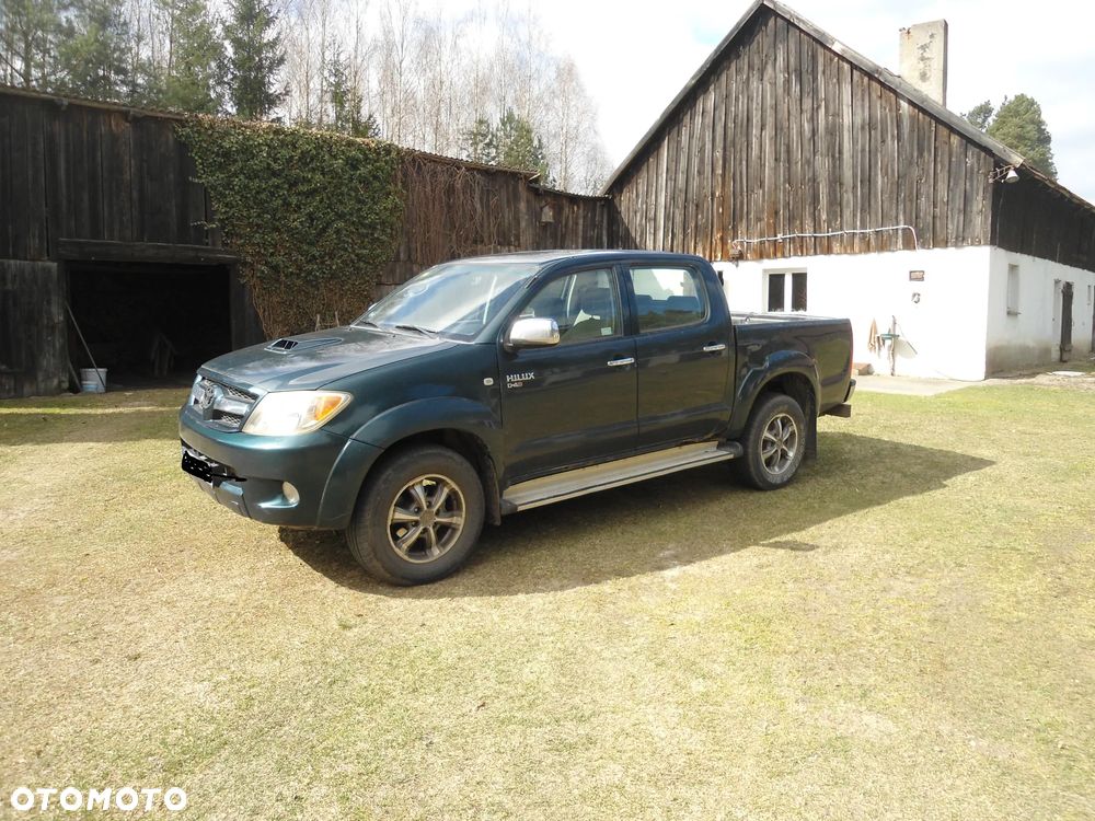 Toyota Hilux 2.5 D-4D DLX - 1