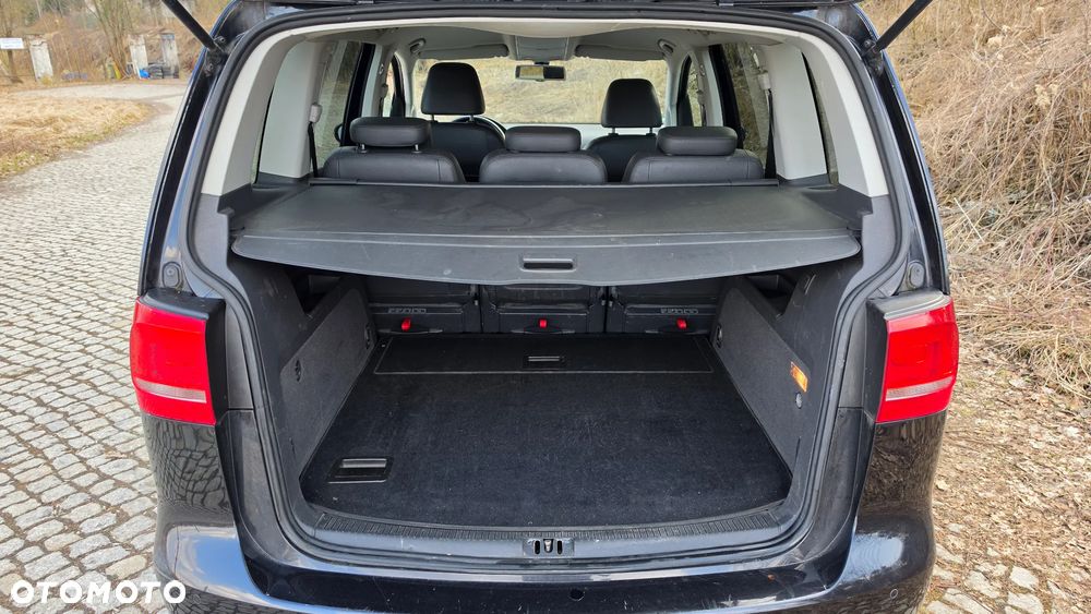 Volkswagen Touran 2.0 TDI DPF DSG Comfortline - 9