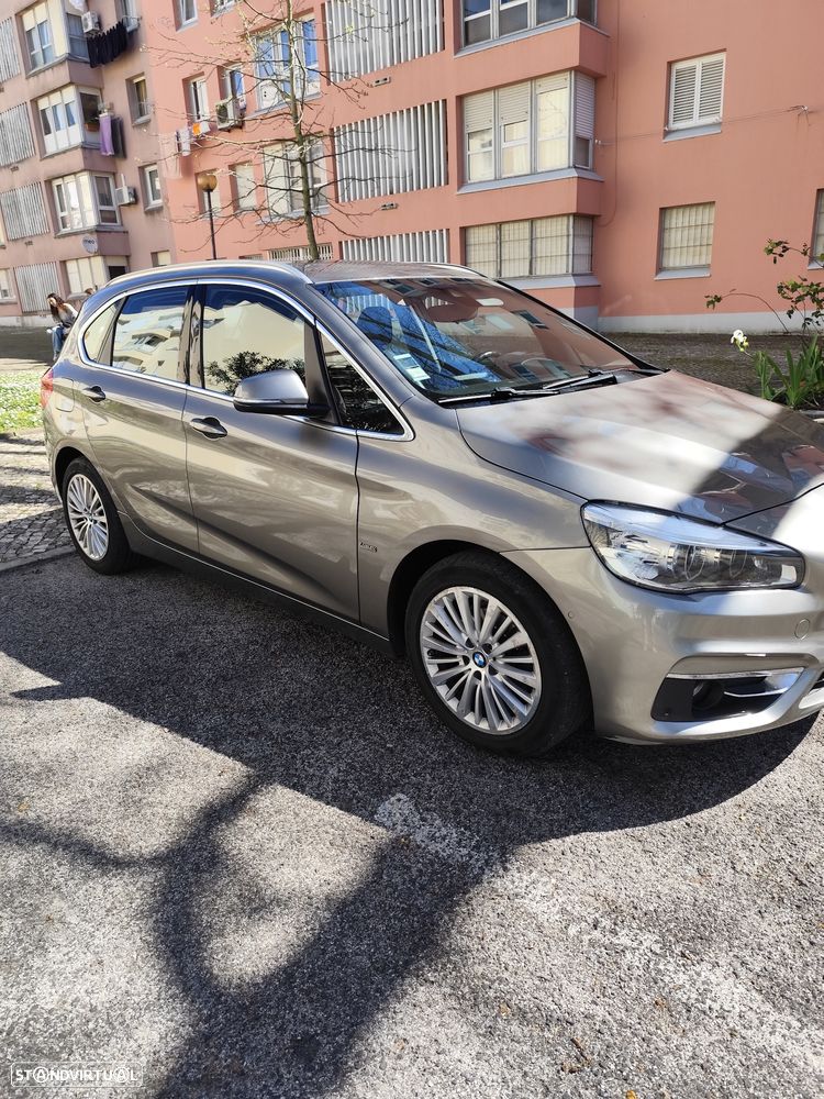 BMW 216 Active Tourer d Line Luxury Auto - 17