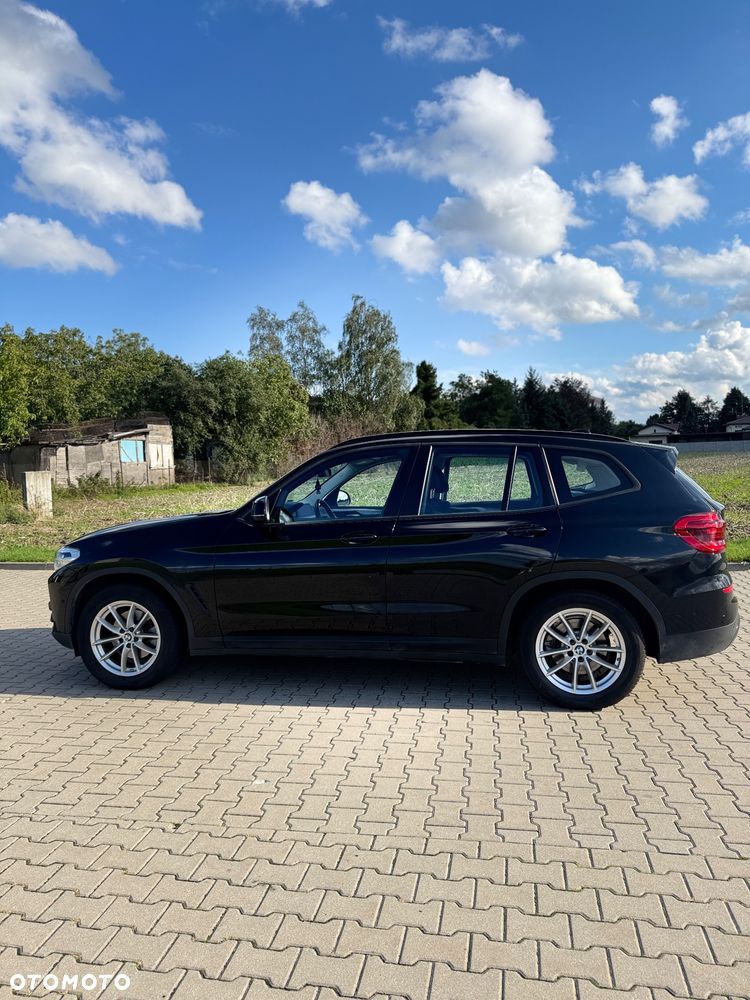 BMW X3 sDrive18d mHEV - 9