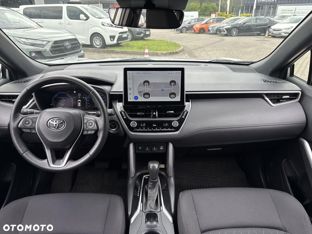 Toyota Corolla Cross 2.0 Hybrid Style AWD - 11