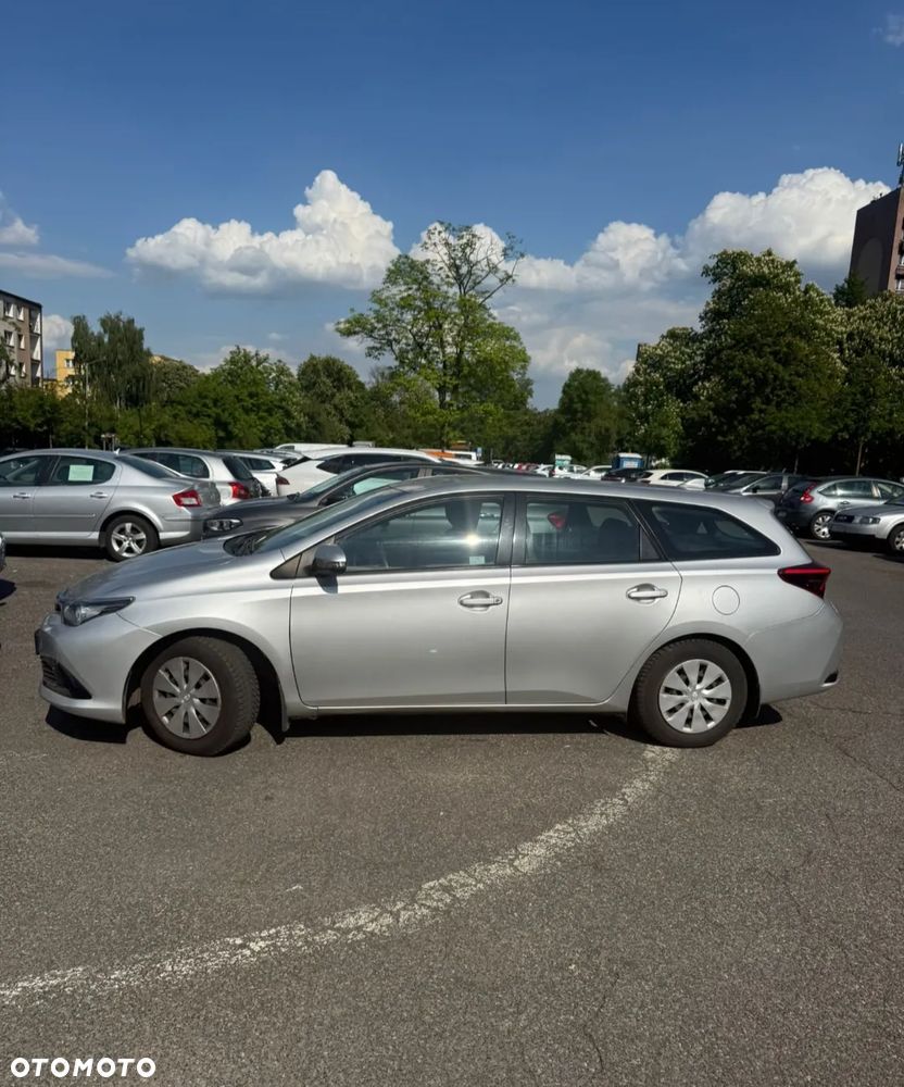 Toyota Auris 1.33 VVT-i Comfort - 5