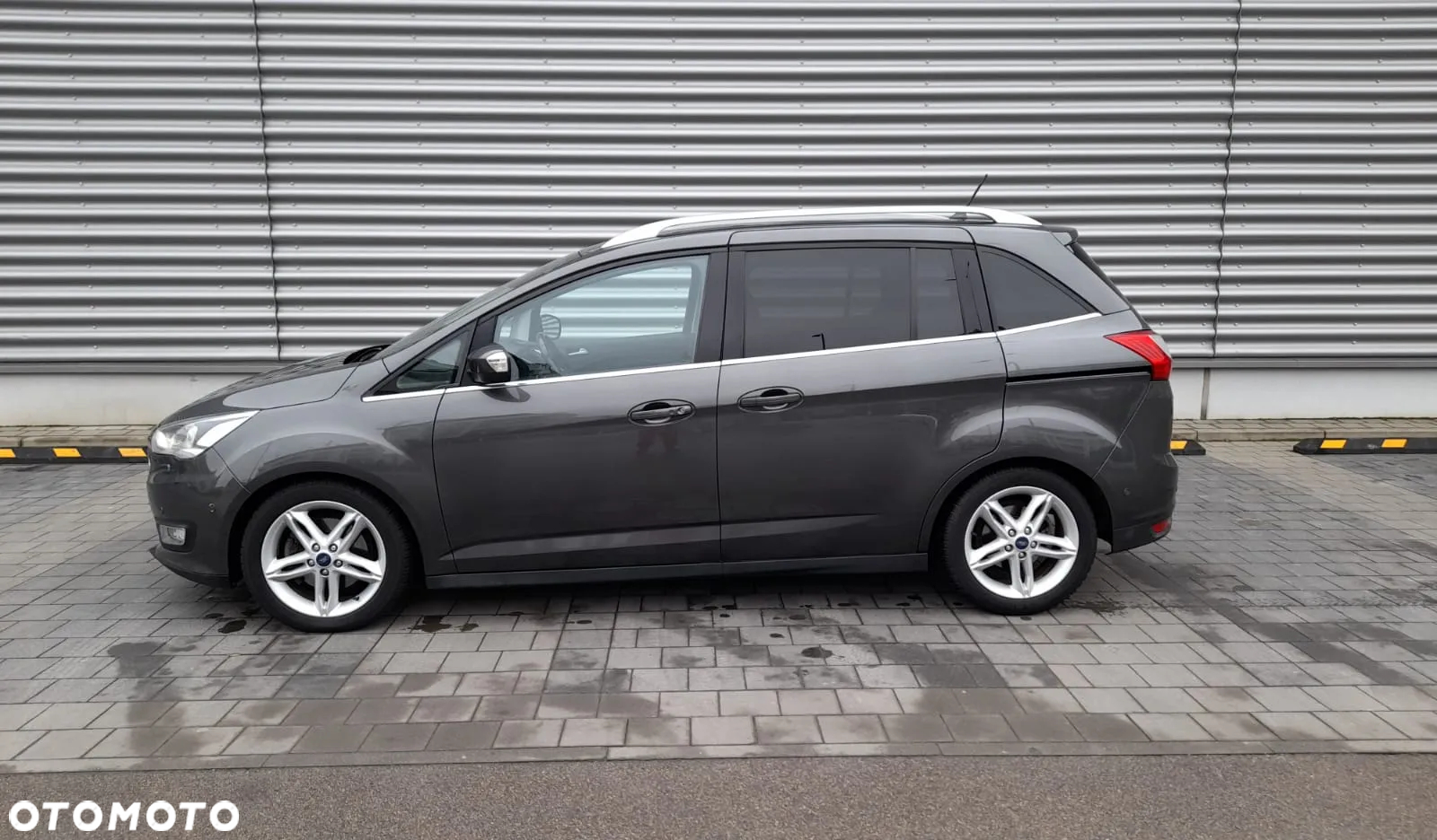 Ford Grand C-MAX Gr 1.5 TDCi Titanium - 4