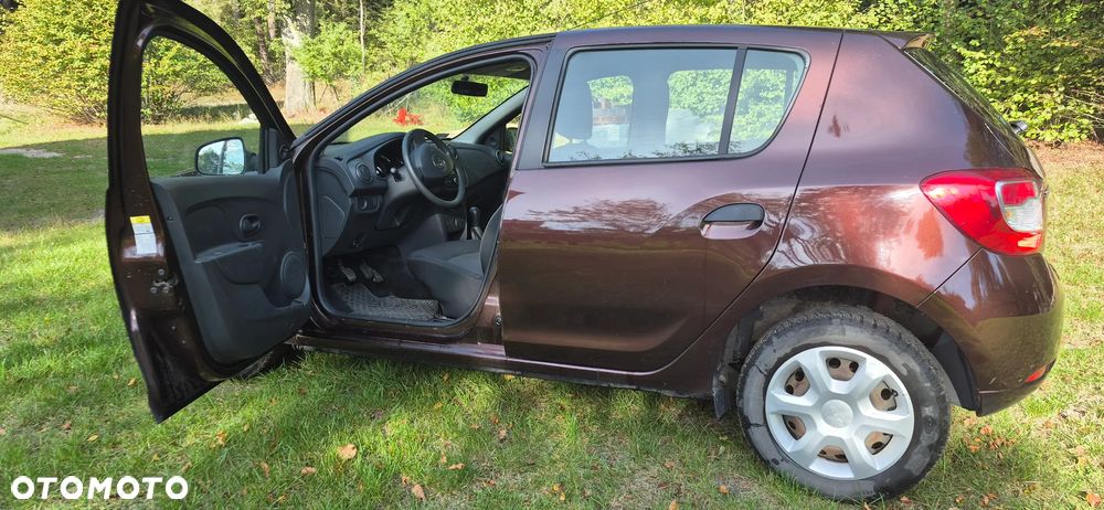 Dacia Sandero 1.2 16V Laureate - 13