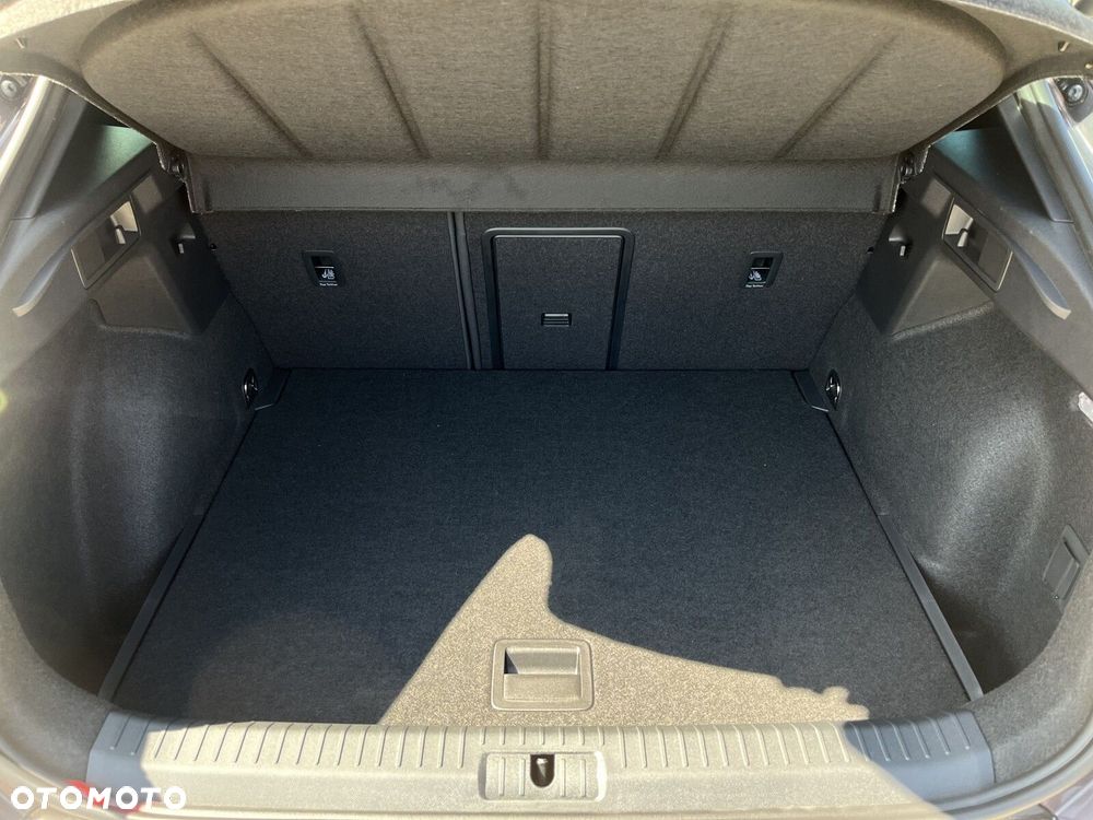 Cupra Formentor 1.5 eTSI mHEV DSG - 12