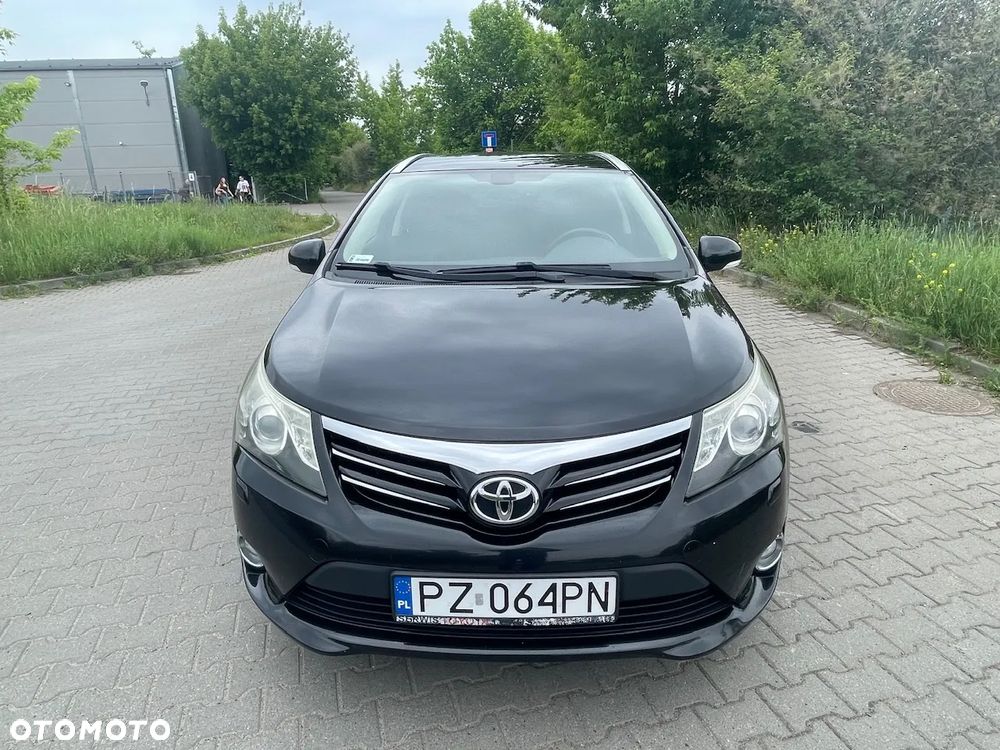 Toyota Avensis 2.0 D-4D Style - 6