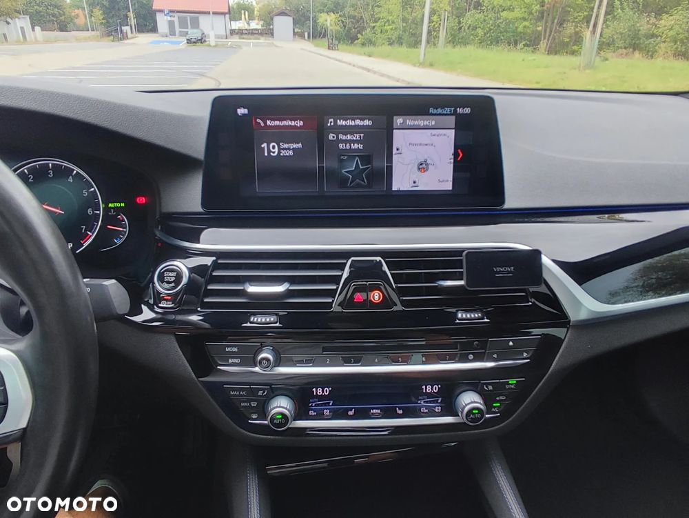 BMW Seria 5 530i xDrive M Sport sport - 14