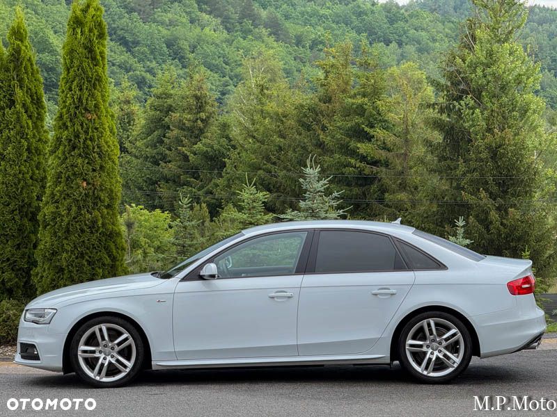 Audi A4 Limousine - 4
