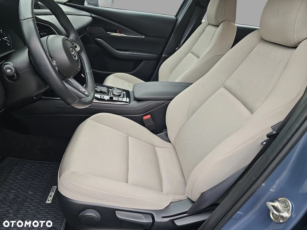 Mazda CX-30 - 11