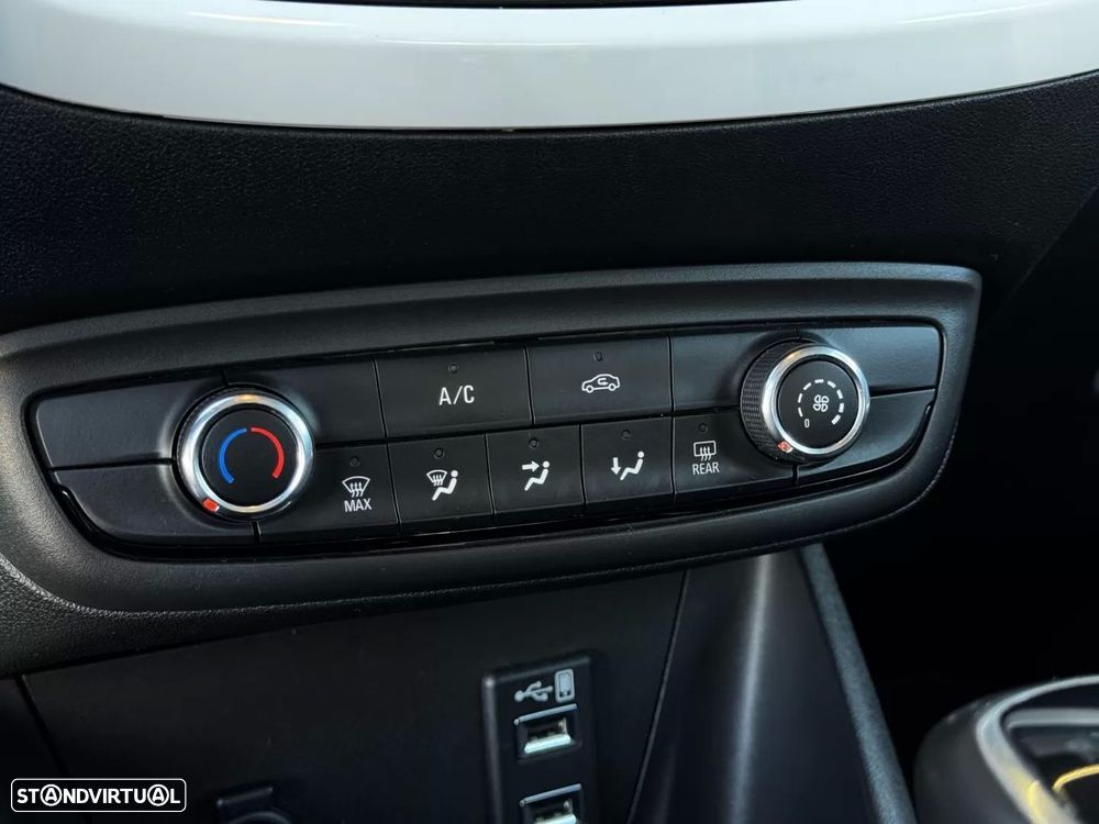 Opel Crossland X 1.2 T 2020 - 26