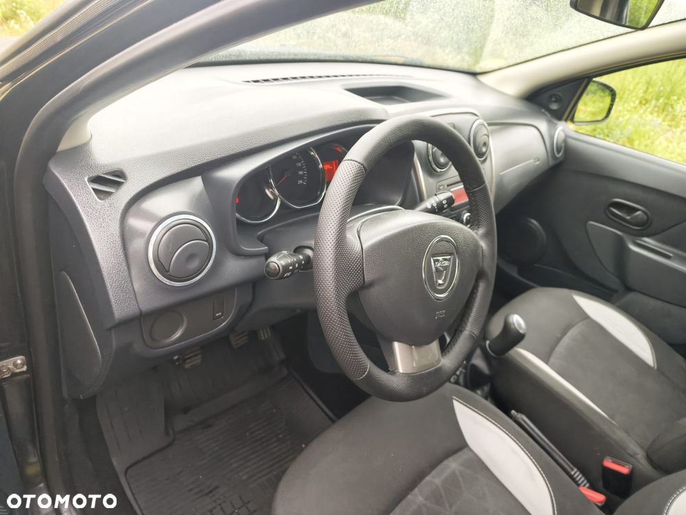 Dacia Sandero Stepway 1.5 dCi - 22