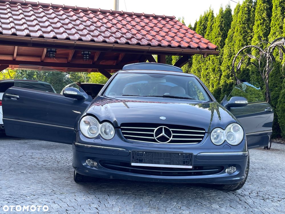 Mercedes-Benz CLK - 10