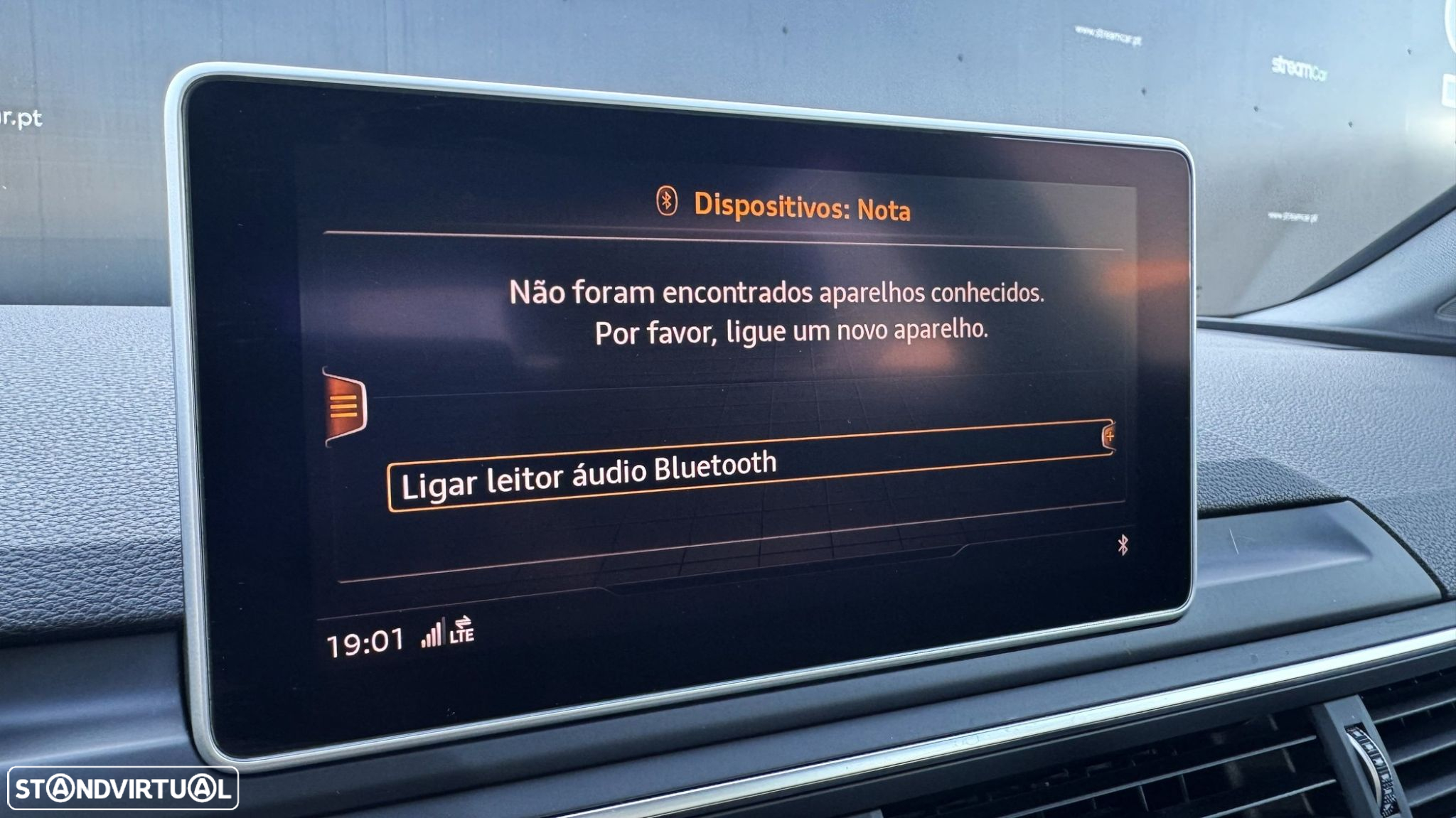 Audi A4 Avant 2.0 TDI Design S tronic - 19