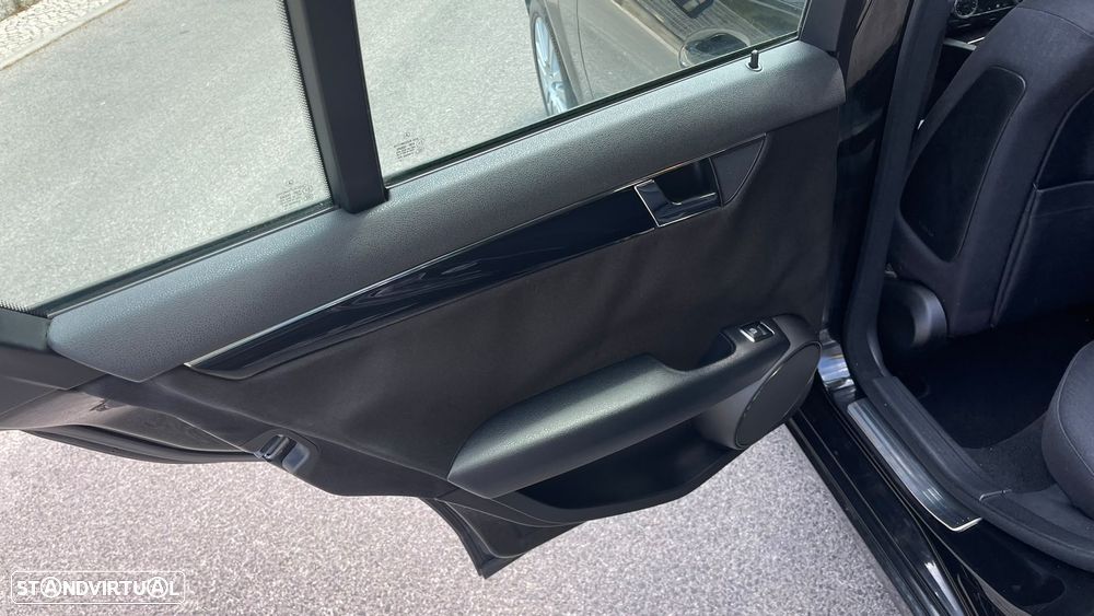 Mercedes-Benz C 220 CDi Classic BlueEfficiency - 12