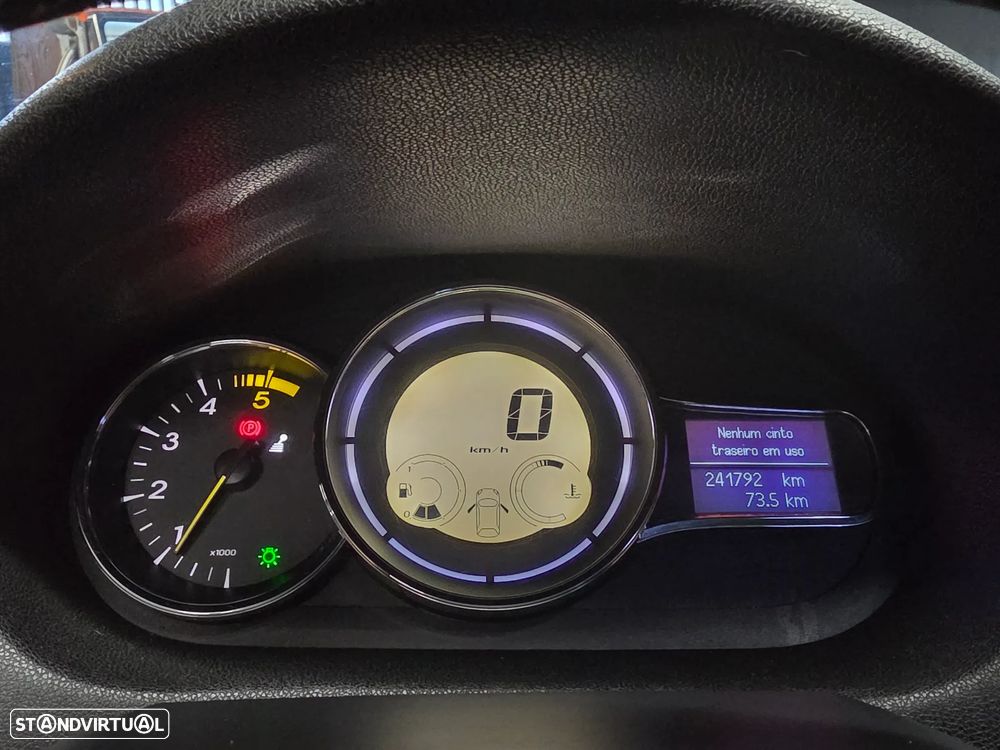 Renault Mégane Coupe 1.5 dCi Dynamique S - 20