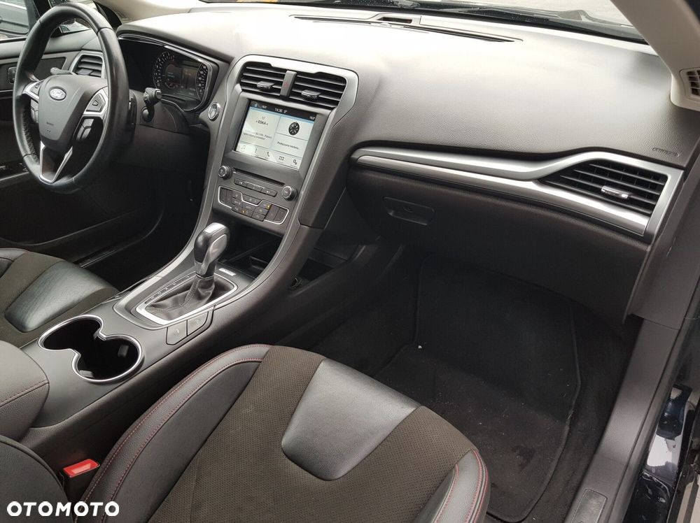 Ford Mondeo 2.0 TDCi Bi-Turbo Titanium PowerShift - 26