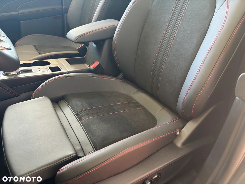 Ford Kuga 1.5 EcoBoost FWD ST-Line X - 13