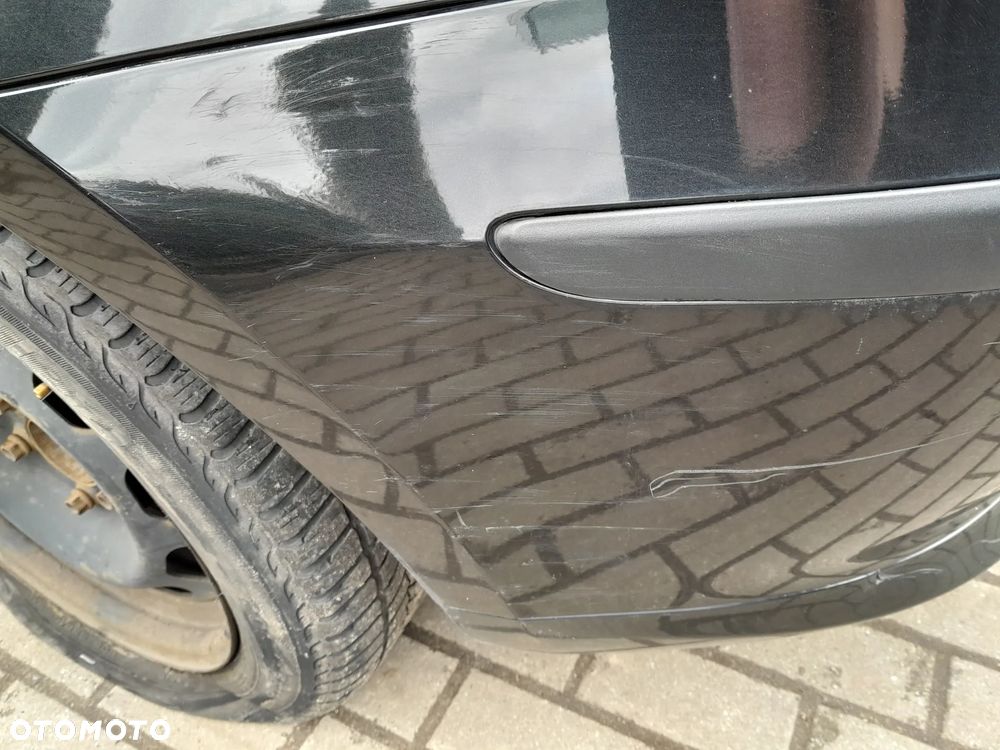 BMW E81 ZDERZAK TYLNY TYŁ KOLOR: 475 - 7