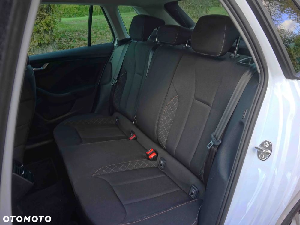 Skoda Kamiq 1.0 TSI Style - 18