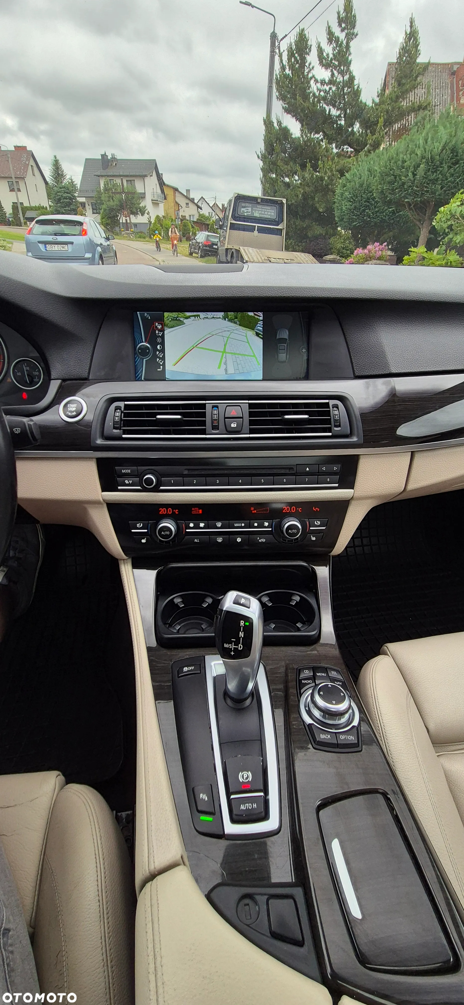 BMW Seria 5 520d Touring Luxury Line - 17