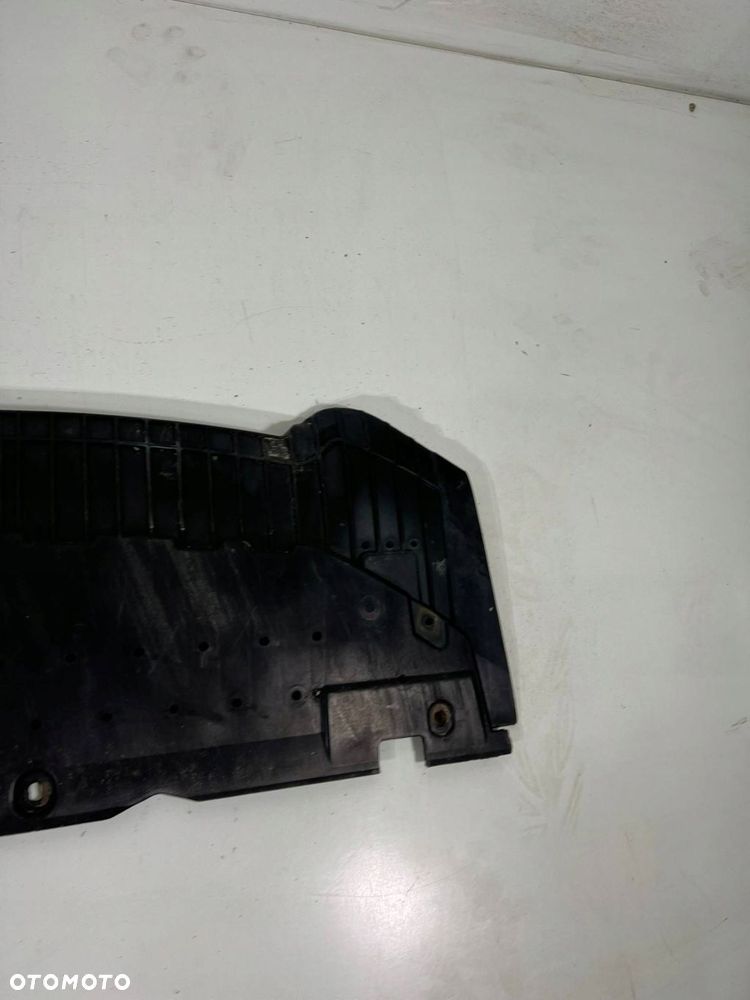 8K0 807 233 Osłona pod zderzak przedni Audi A4 S4 B8 8K 2010 Przód - 8