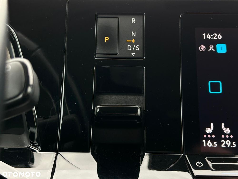 Volkswagen Multivan 1.5 TSI L1 Life DSG - 24