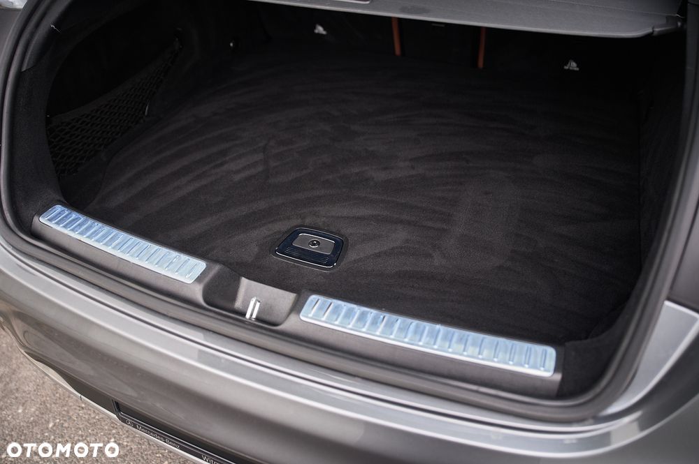 Mercedes-Benz GLC - 34