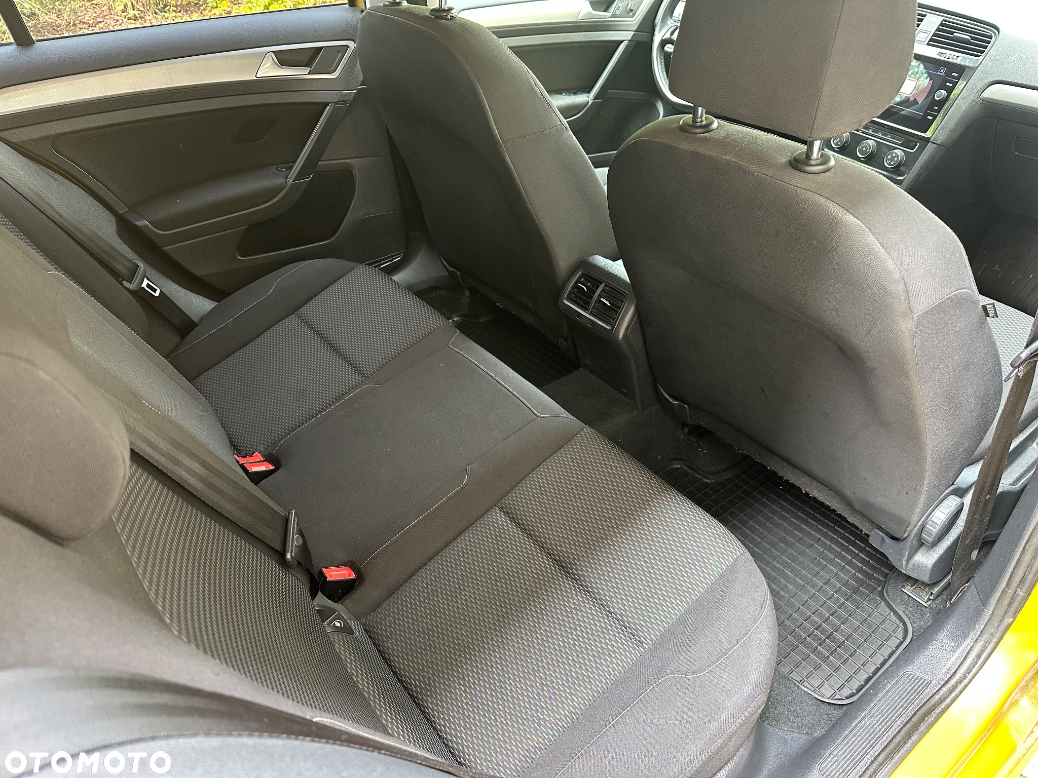 Volkswagen Golf VII 1.0 TSI BMT Trendline - 15