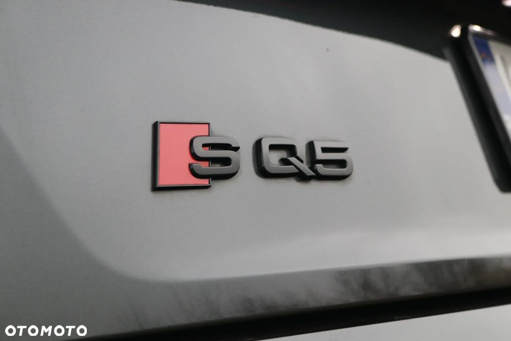 Audi SQ5 - 5