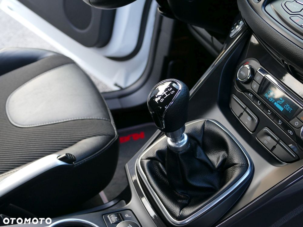 Ford Kuga 2.0 TDCi FWD Titanium - 21