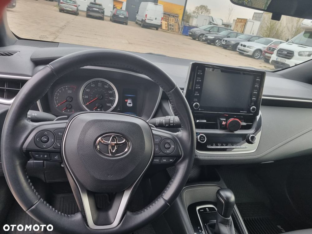 Toyota Corolla - 11