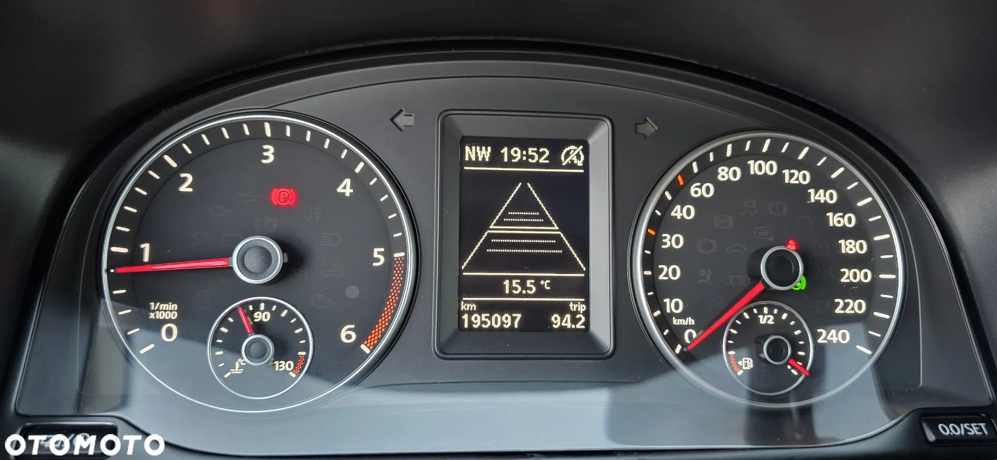 Volkswagen Caddy Maxi 2.0 TDI Comfortline DSG - 36
