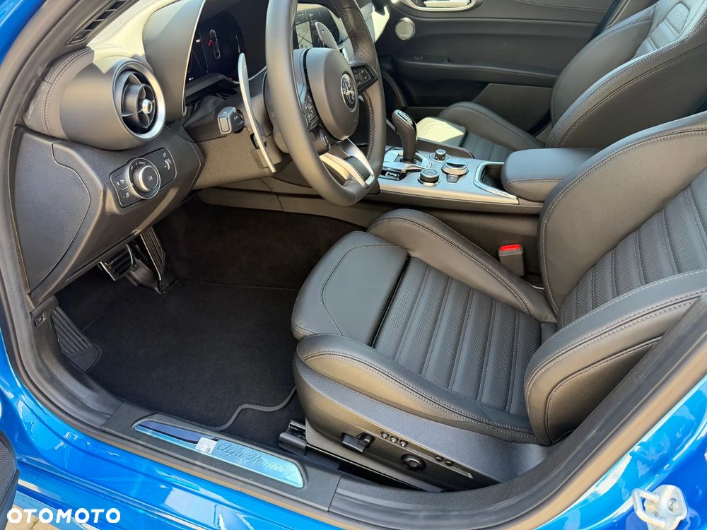 Alfa Romeo Giulia 2.0 Turbo Veloce Q4 - 12