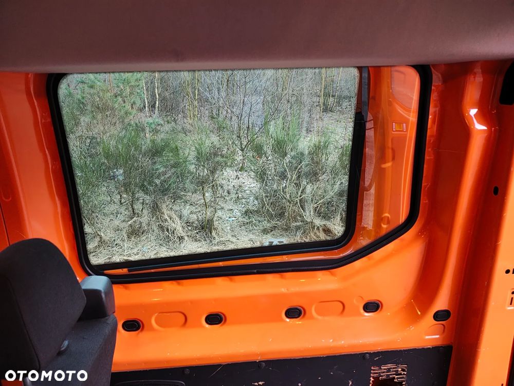 Ford Transit - 26