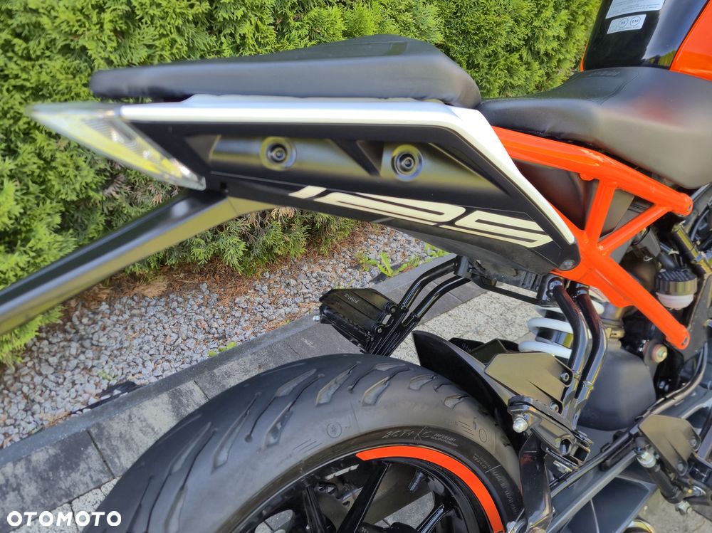 KTM Duke 125 - 14