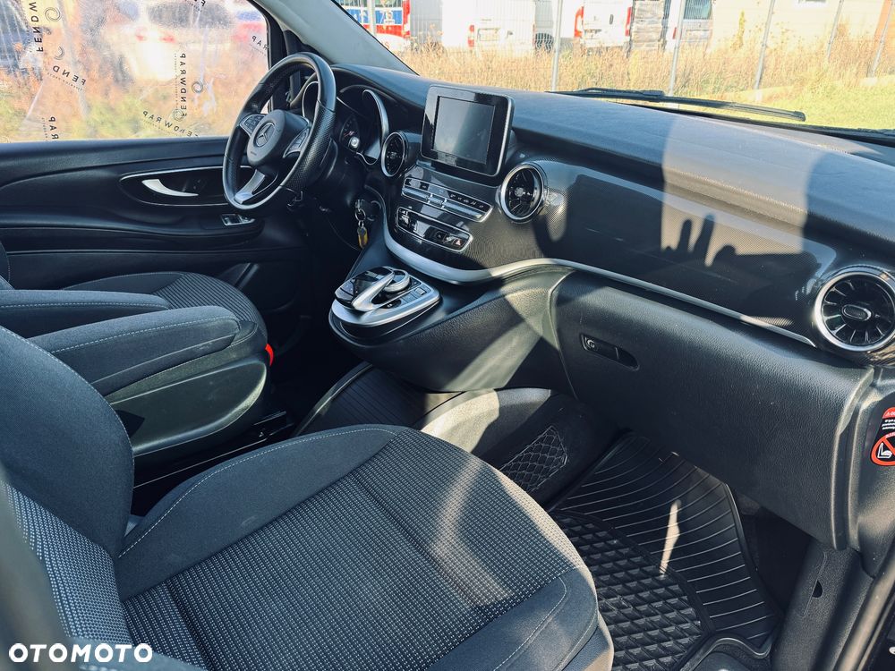 Mercedes-Benz Klasa V 300 d 4-Matic 9G-Tronic (ekstra d³) - 17