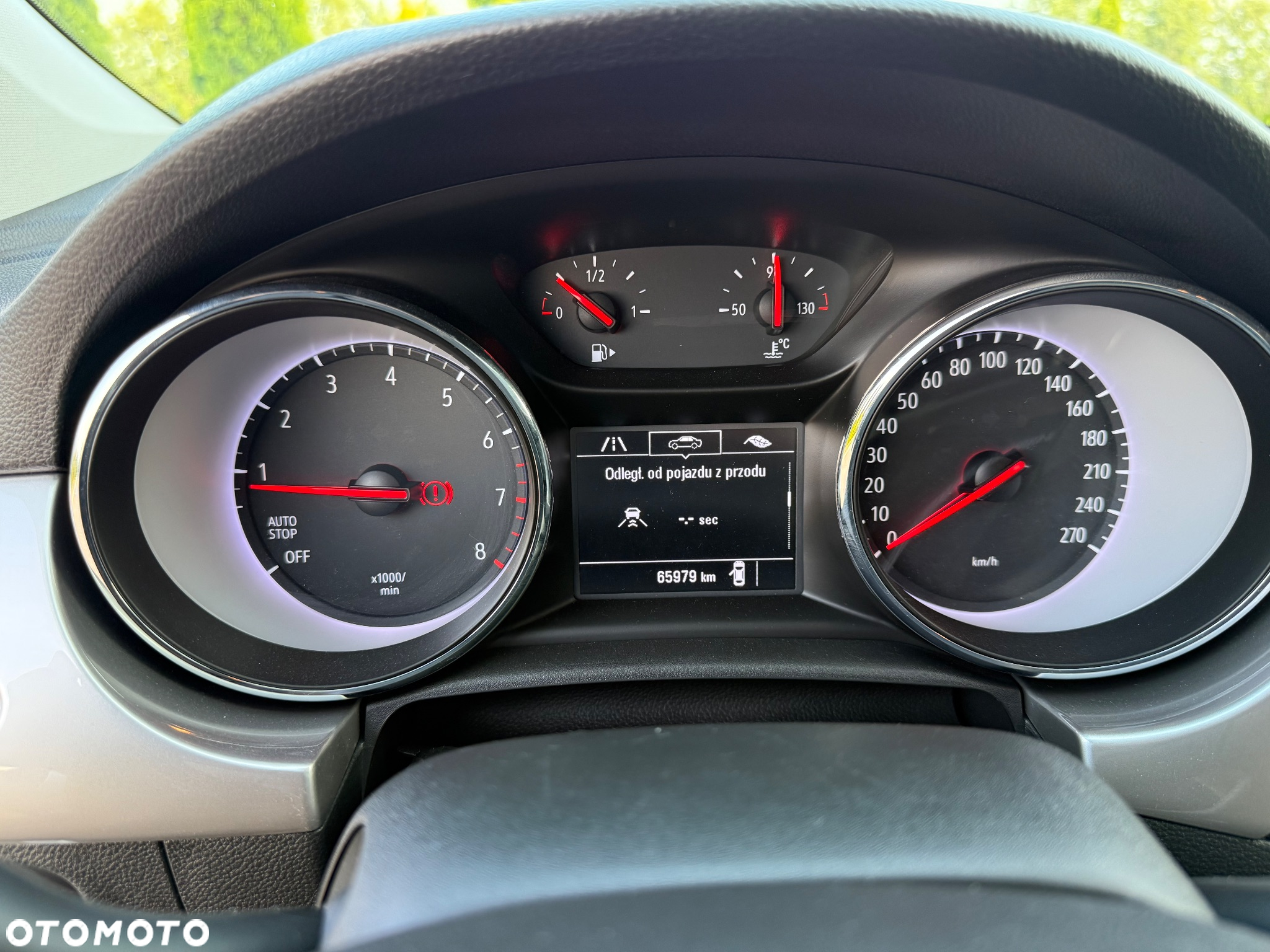Opel Astra 1.2 Turbo - 12
