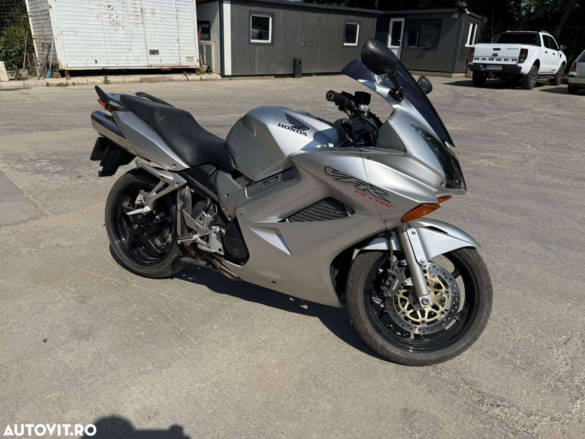 Honda VFR 800F V-Tec - 3