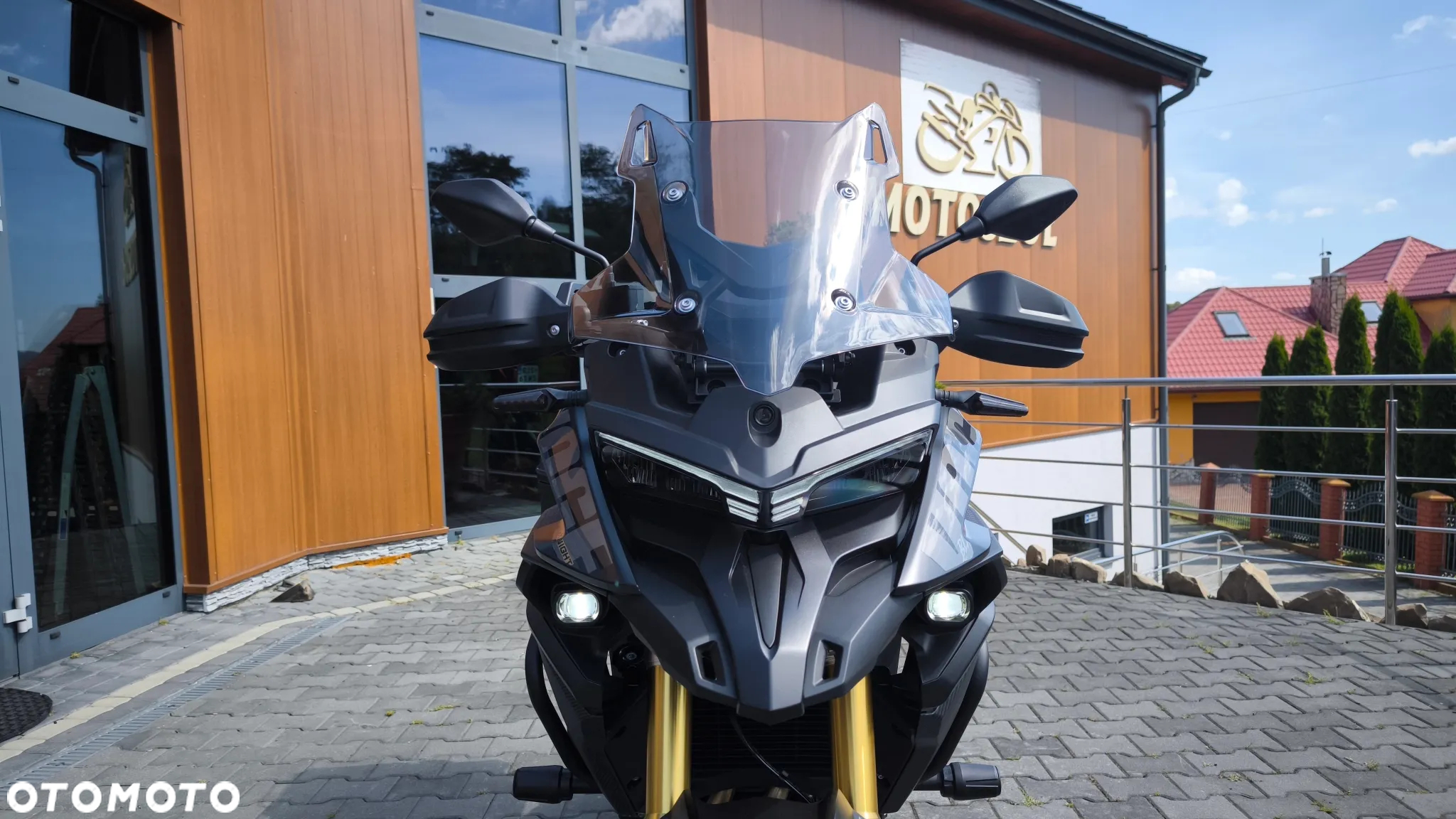 VOGE 525DSX - 17