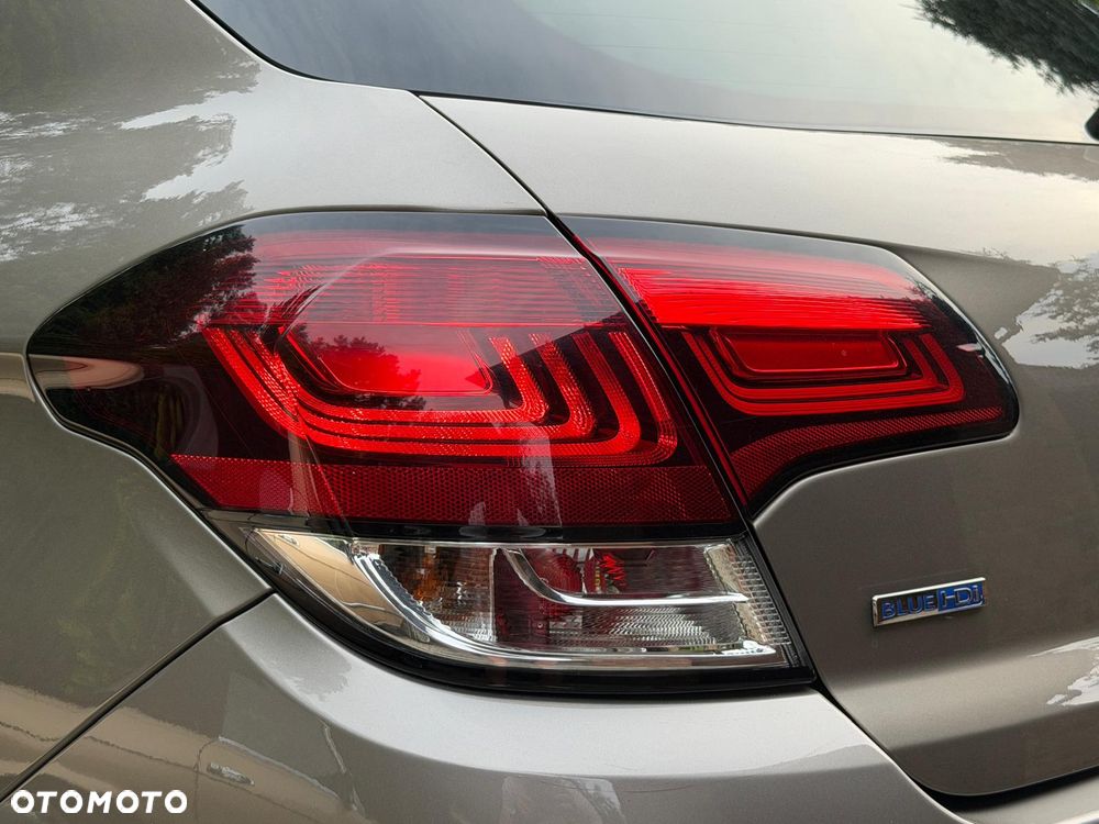 Citroën C4 BlueHDi 120 Stop&Start Shine - 10
