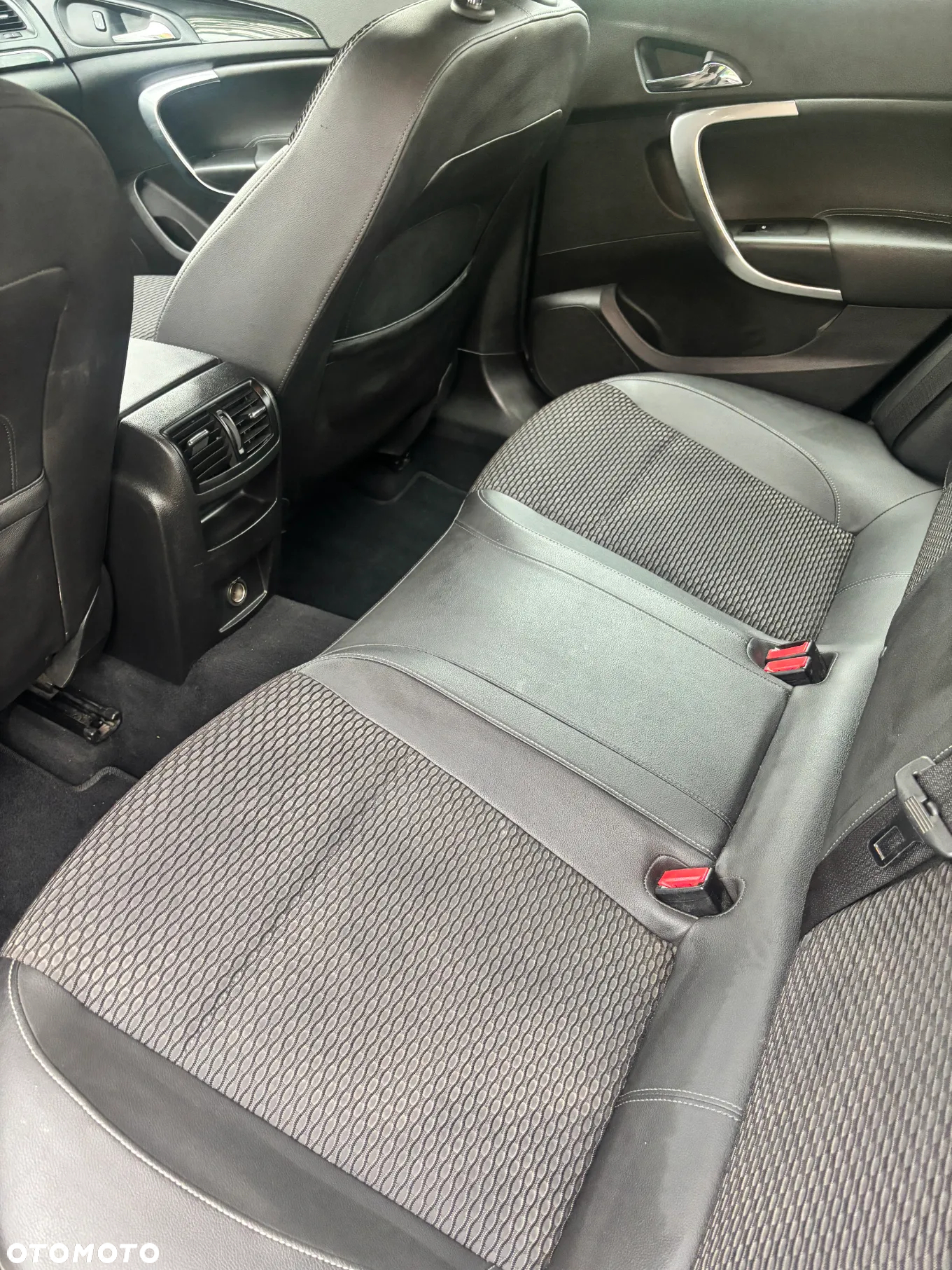 Opel Insignia 2.0 CDTI EcoFLEX S&S - 13