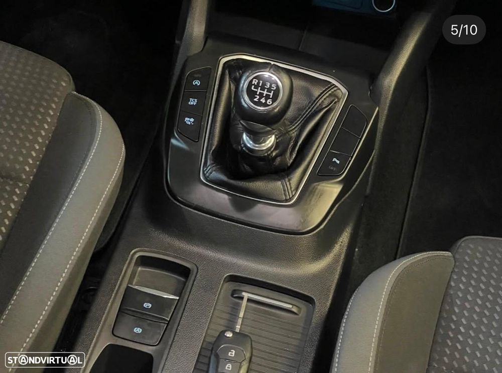 Ford Focus - 8