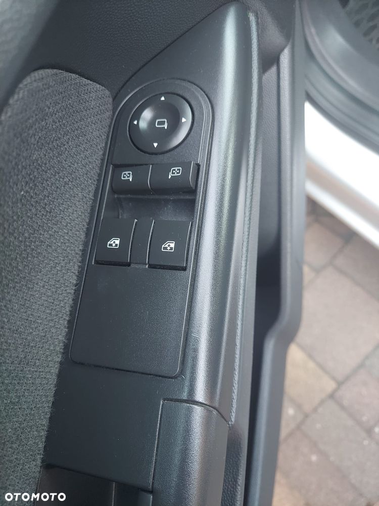 Opel Astra 1.4 Enjoy - 9