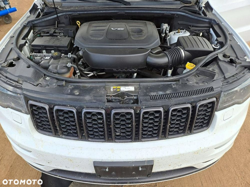 Jeep Grand Cherokee 3.6 V6 Overland - 11