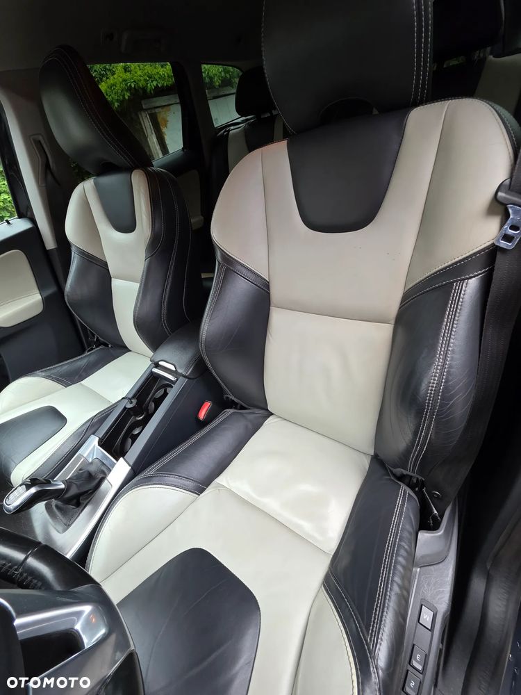 Volvo XC 60 D4 Drive-E Momentum - 7