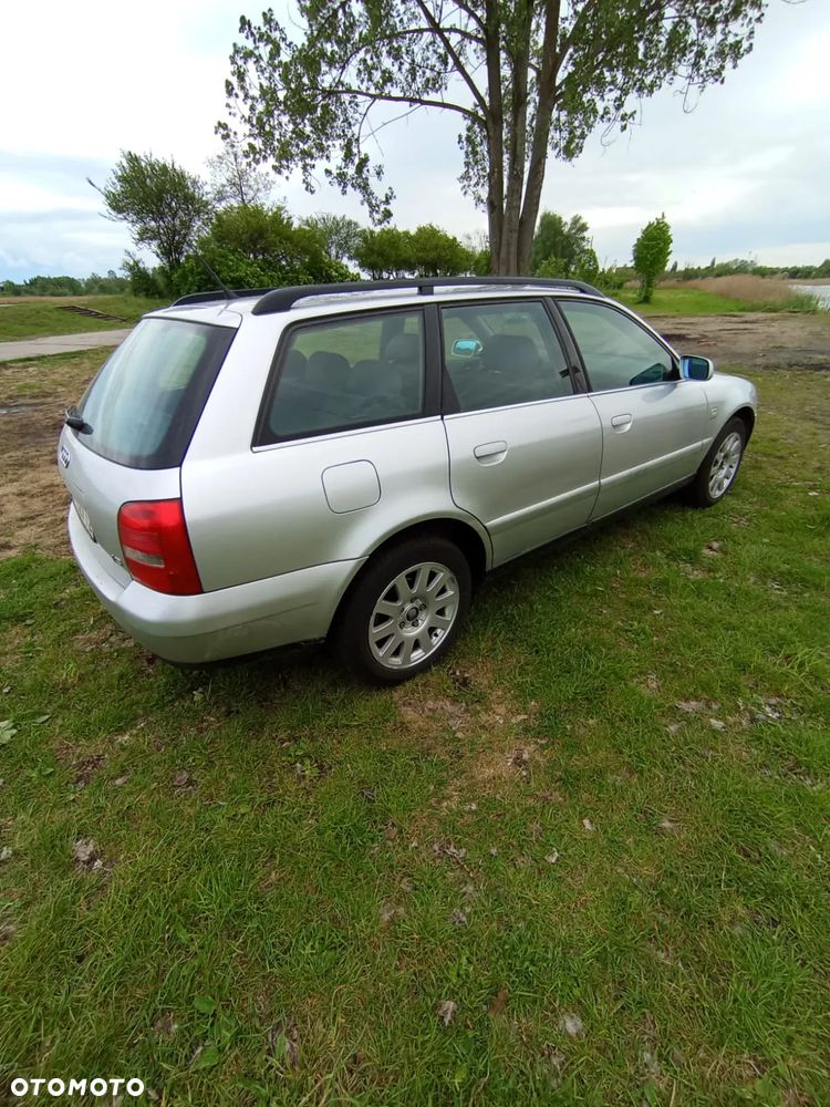 Audi A4 Avant - 29