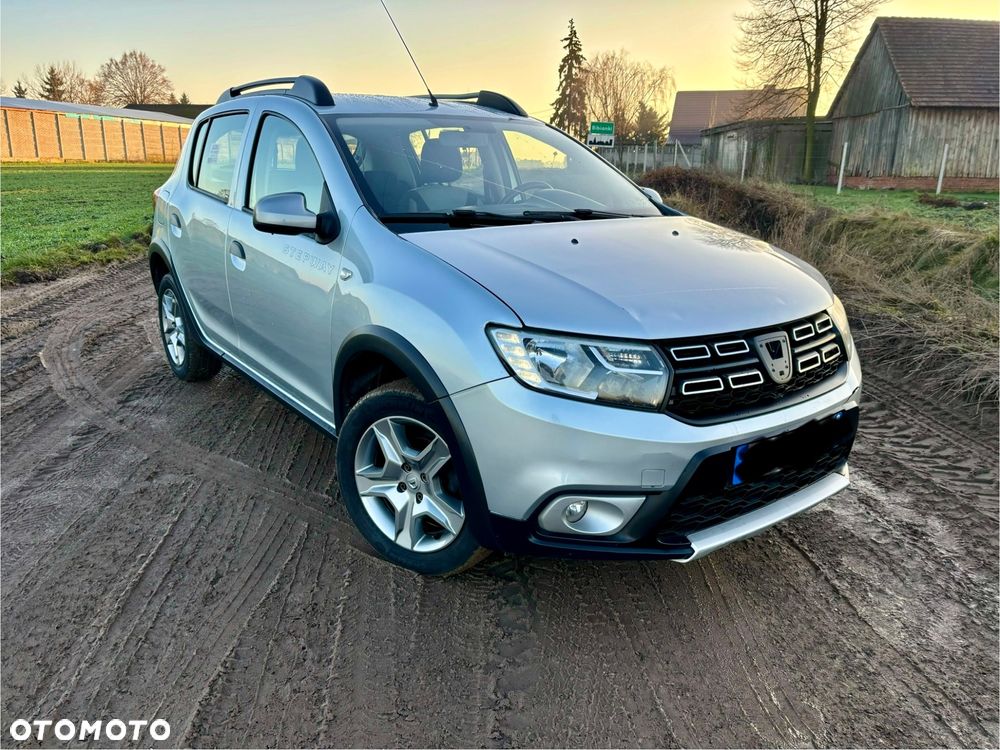 Dacia Sandero Stepway Blue dCi 95 Essential - 1