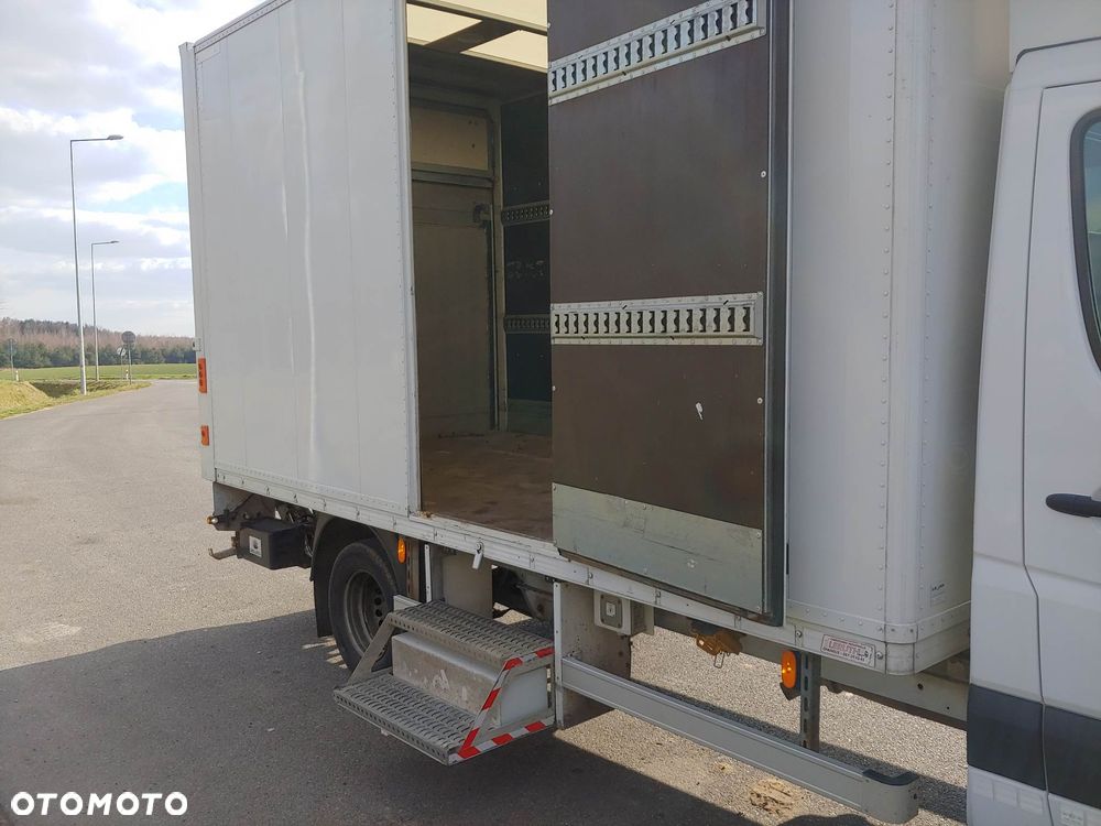 Mercedes-Benz SPRINTER - 10
