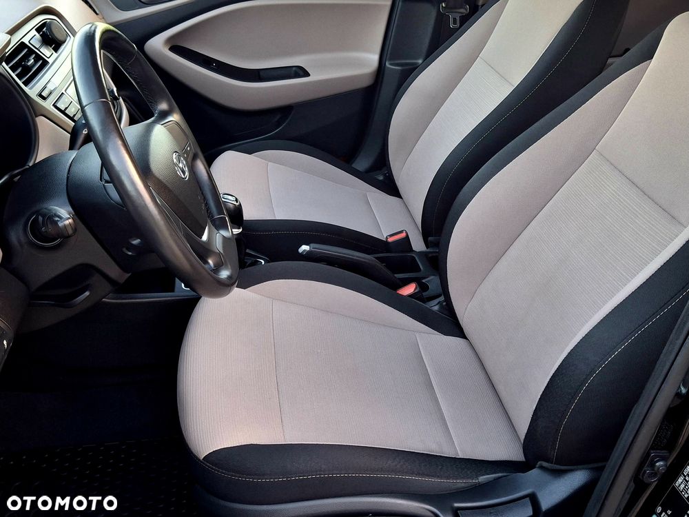 Hyundai i20 1.2 BlueDrive Fresh - 12
